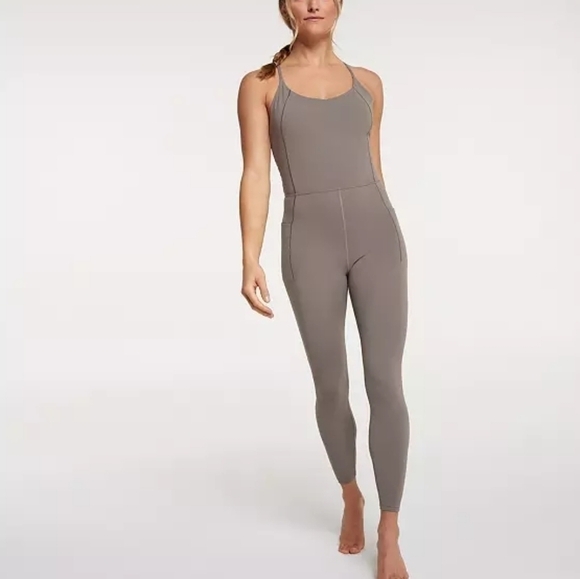 Calia by Carrie Underwood Dark Grey Inspire Strap Bodysuit Size Medium N… - Picture 2 of 14